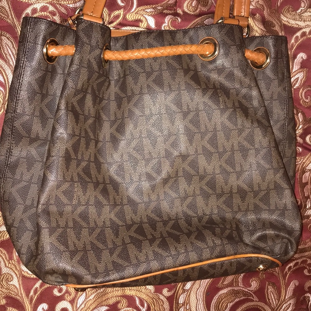 Authentic Michael Kors Handbag - image 2